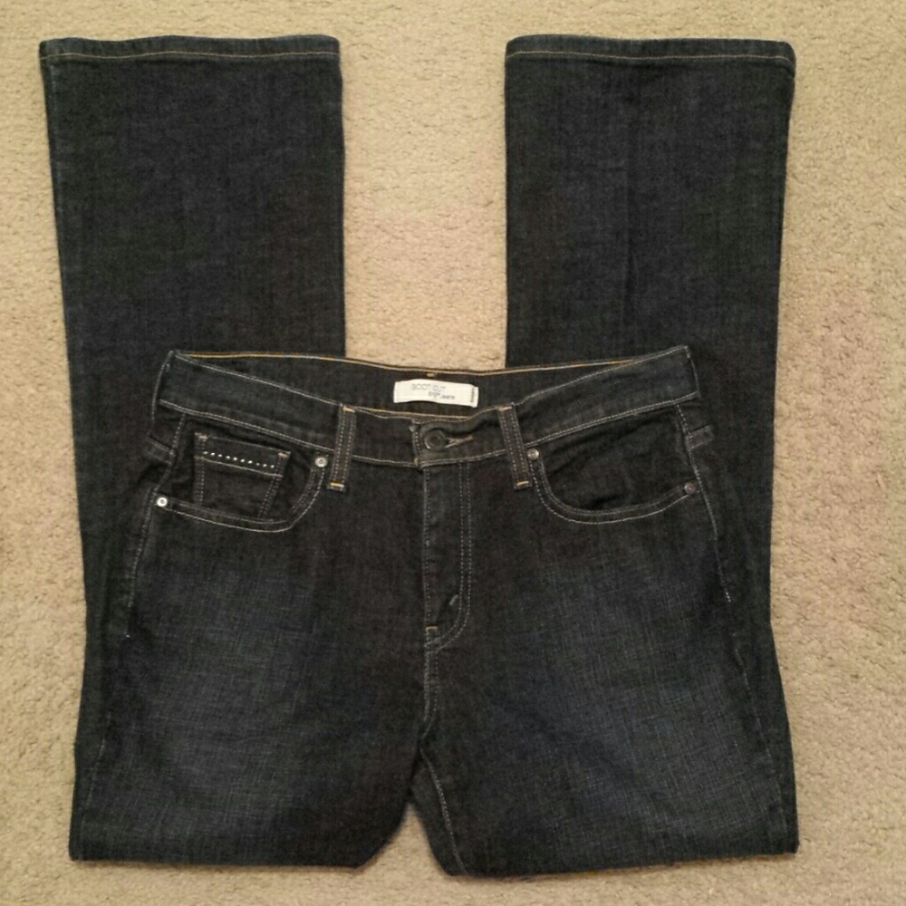 Women's Levi Jean's